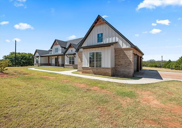 Photo 4 of Single family home for sale at 26551 Cypress Rd NW, Calumet, OK 73014 | MLS# 1250466 | Listing updated on 2026-10-05