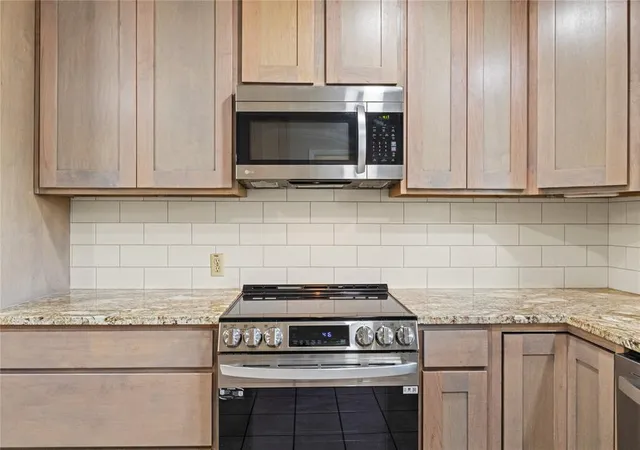 Photo 3 of Single family home for sale at 1225 N Indiana St, Weatherford, OK 73096 | MLS# 1250467 | Listing updated on 2026-10-02