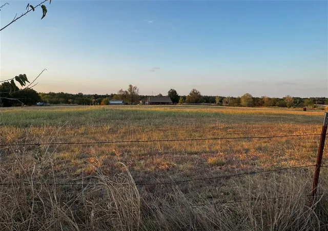 Photo 4 of Land for sale at NW Rush Crk Rd, Edmond, OK 73025 | MLS# 1250478 | Listing updated on 2026-09-23