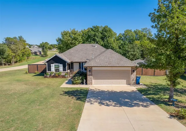 Photo 3 of Single family home for sale at 11650 Cedar St, Guthrie, OK 73044 | MLS# 1250484 | Listing updated on 2026-10-20