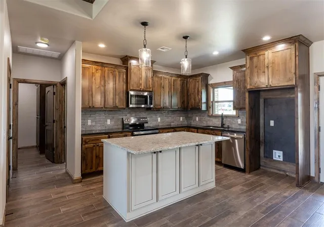 Photo 2 of Single family home for sale at 2433 Raven Cir, Blanchard, OK 73010 | MLS# 1250502 | Listing updated on 2026-09-28
