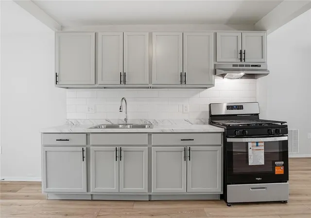 Photo 3 of Single family home for sale at 117 Sw 39th Street, Oklahoma City, OK 73109 | MLS# 1250508 | Listing updated on 2026-09-24