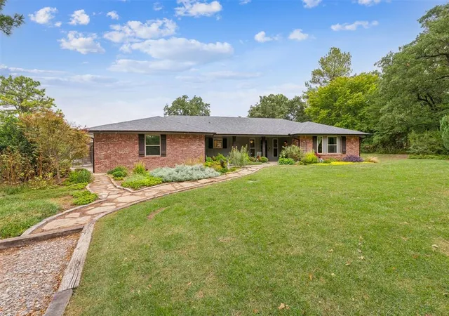 Photo 2 of Sale Pending at 4109 Sooner Ct, Edmond, OK 73034 | MLS# 1250514 | Listing updated on 2026-10-07