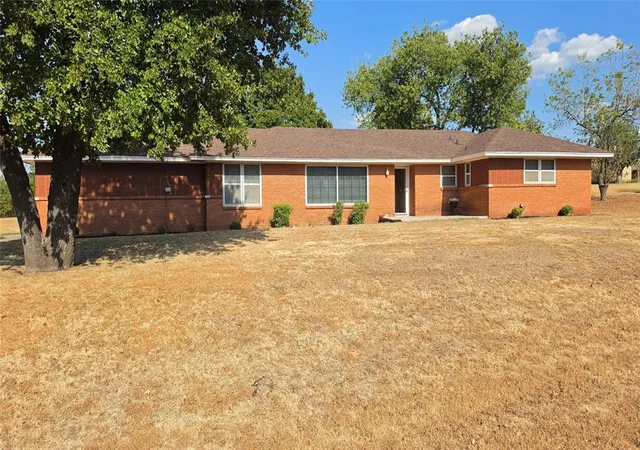 Single family home for sale at 2800 N Dornick Dr, Oklahoma City, OK 73121 | MLS# 1250520