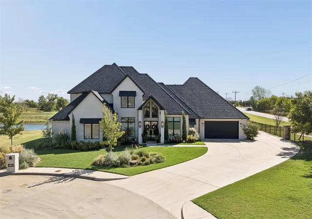Photo 1 of Single family home for sale at 201 Saint Claire Dr, Edmond, OK 73025 | MLS# 1250524 | Listing updated on 2026-10-07