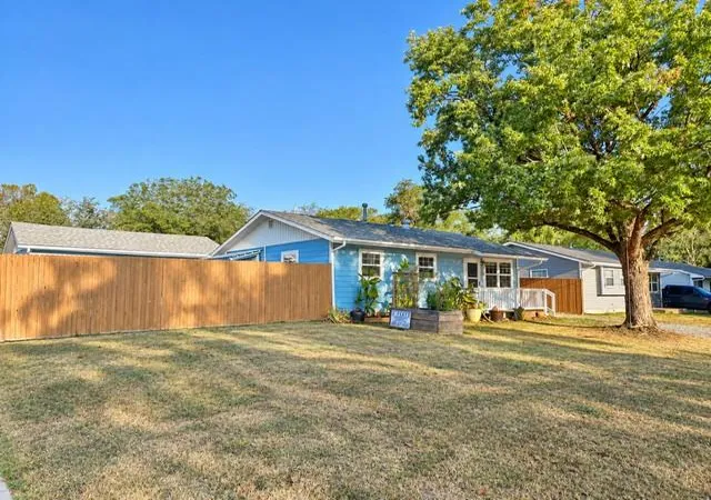 Photo 2 of Sale Pending at 414 S 7th Street, Noble, OK 73068 | MLS# 1250537 | Listing updated on 2026-10-10