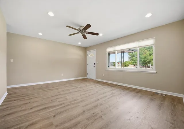 Photo 4 of Single family home for sale at 2000 S Boulevard, Edmond, OK 73013 | MLS# 1250542 | Listing updated on 2026-10-07