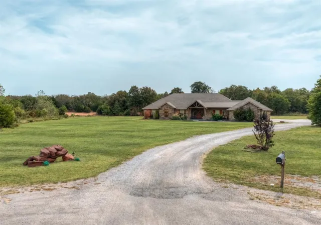 Photo 3 of Single family home for sale at 30365 Buck Ln, Mc Loud, OK 74851 | MLS# 1250558 | Listing updated on 2026-10-07