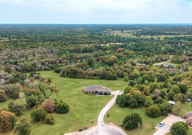 Photo 4 of Single family home for sale at 30365 Buck Ln, Mc Loud, OK 74851 | MLS# 1250558 | Listing updated on 2026-10-07