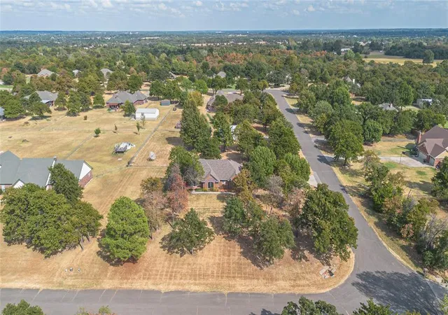 Photo 4 of Single family home for sale at 670 Choctaw Vista W, Choctaw, OK 73020 | MLS# 1250560 | Listing updated on 2026-09-25