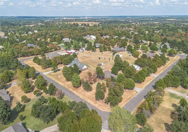Photo 2 of Single family home for sale at 670 Choctaw Vista W, Choctaw, OK 73020 | MLS# 1250560 | Listing updated on 2026-09-25