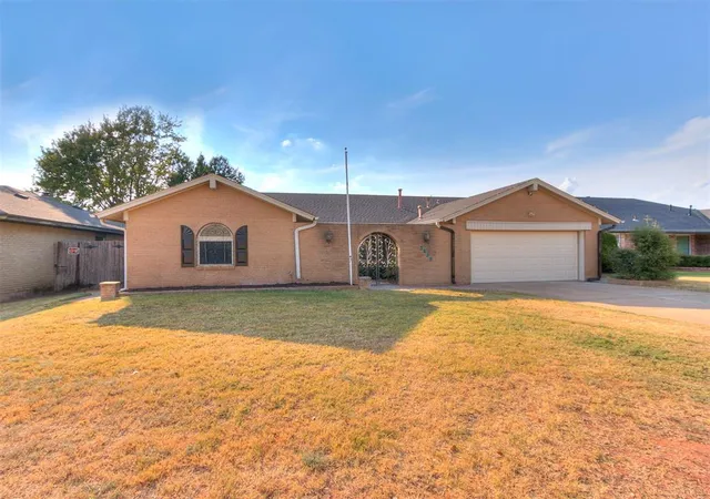 Photo 2 of Single family home for sale at 3629 N Ridgewood Dr, Midwest City, OK 73110 | MLS# 1250562 | Listing updated on 2026-09-30