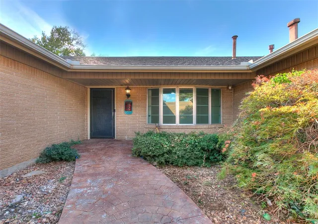 Photo 3 of Single family home for sale at 3629 N Ridgewood Dr, Midwest City, OK 73110 | MLS# 1250562 | Listing updated on 2026-09-30