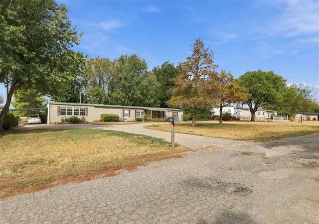 Photo 2 of Single family home for sale at 22632 James Ave, Kingfisher, OK 73750 | MLS# 1250565 | Listing updated on 2026-09-25