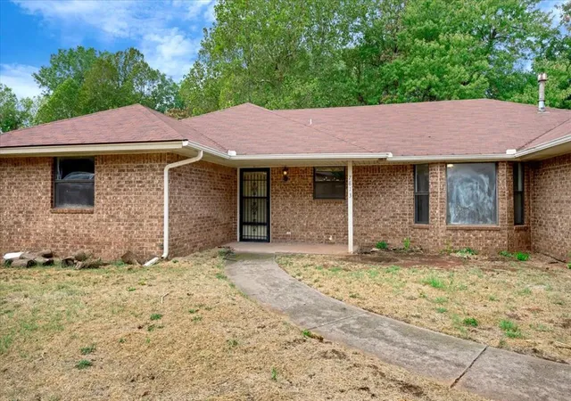 Photo 2 of Single family home for sale at 7813 Ambassador Rd, Oklahoma City, OK 73169 | MLS# 1250566 | Listing updated on 2026-10-05