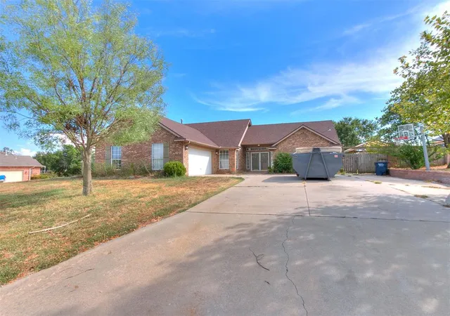 Photo 1 of Single family home for sale at 1311 Cambridge Dr, Shawnee, OK 74804 | MLS# 1250568 | Listing updated on 2026-10-02
