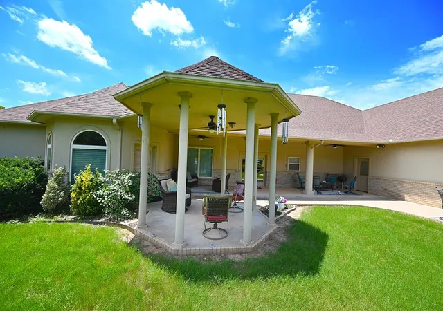 Photo 2 of Single family home for sale at 6015 N Chateau Ct, Stillwater, OK 74075 | MLS# 1250577 | Listing updated on 2026-09-24