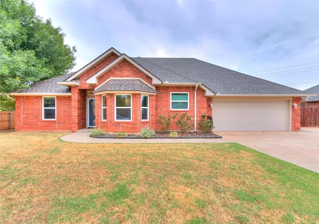 Photo 1 of Sale Pending at 1533 E Persimmon Ln, Mustang, OK 73064 | MLS# 1250579 | Listing updated on 2026-09-30