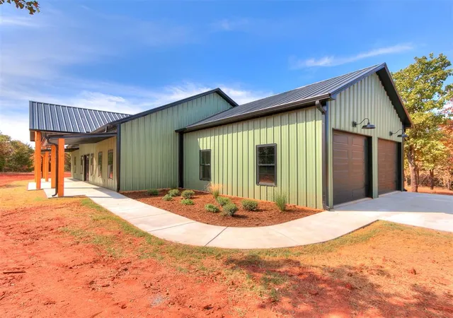 Photo 3 of Sale Pending at 23083 Highland Ln, Blanchard, OK 73010 | MLS# 1250582 | Listing updated on 2026-10-04