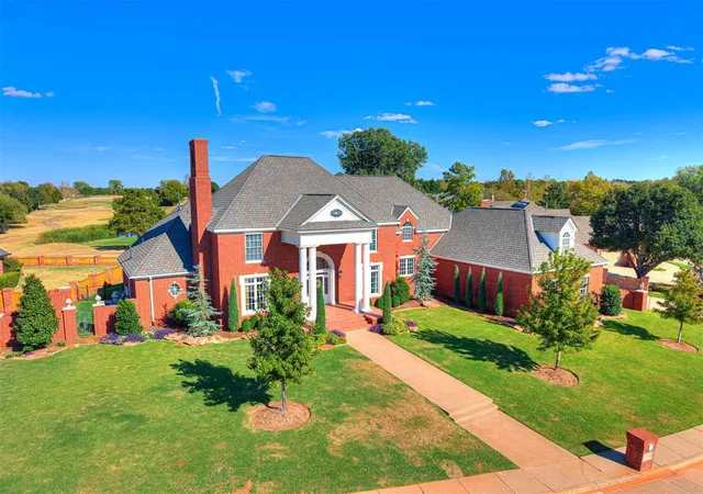Photo 3 of Single family home for sale at 1709 Irvine Dr, Edmond, OK 73025 | MLS# 1250604 | Listing updated on 2026-10-07
