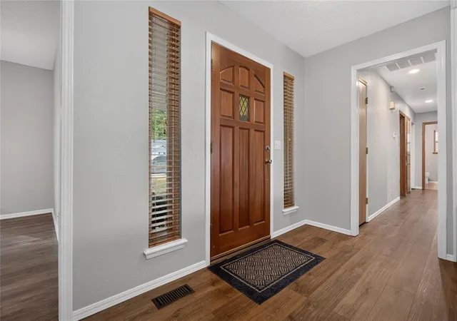 Photo 3 of Single family home for sale at 1724 Still Water Ln, Edmond, OK 73013 | MLS# 1250606 | Listing updated on 2026-10-07