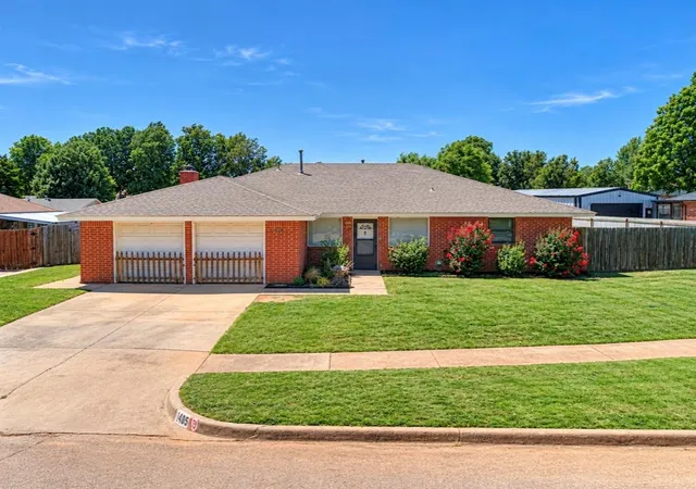 Photo 2 of Single family home for sale at 405 N Lakeside Ter, Mustang, OK 73064 | MLS# 1250608 | Listing updated on 2026-09-24
