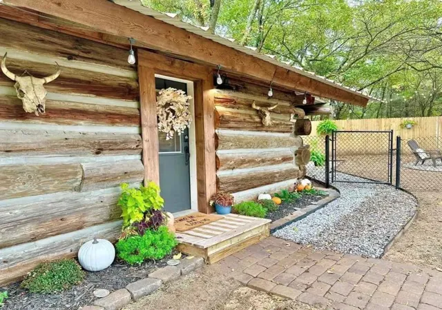 Photo 3 of Single family home for sale at 37801 Old Hwy 270, Shawnee, OK 74804 | MLS# 1250609 | Listing updated on 2026-09-28