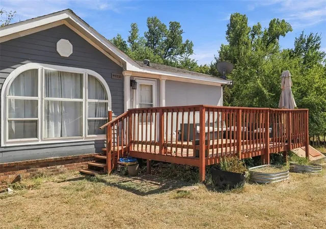 Photo 3 of Single family home for sale at 9106 Prairie Dog Dr, Edmond, OK 73034 | MLS# 1250612 | Listing updated on 2026-09-25