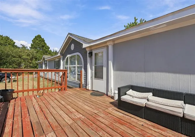 Photo 4 of Single family home for sale at 9106 Prairie Dog Dr, Edmond, OK 73034 | MLS# 1250612 | Listing updated on 2026-09-25