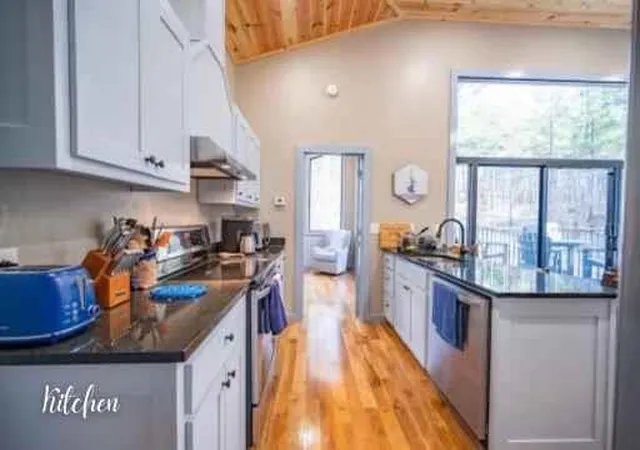 Photo 3 of Single family home for sale at 138 Pickleberry Trl, Broken Bow, OK 74728 | MLS# 1250631 | Listing updated on 2026-10-01