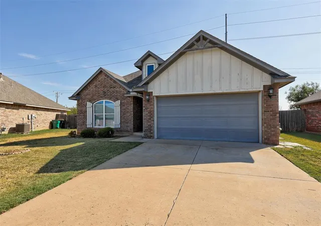 Photo 3 of Single family home for sale at 15416 Hl Branch Rd, Edmond, OK 73013 | MLS# 1250633 | Listing updated on 2026-10-19