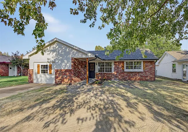 Single family home for sale at 2608 N Reeves Ave, Oklahoma City, OK 73127 | MLS# 1250636