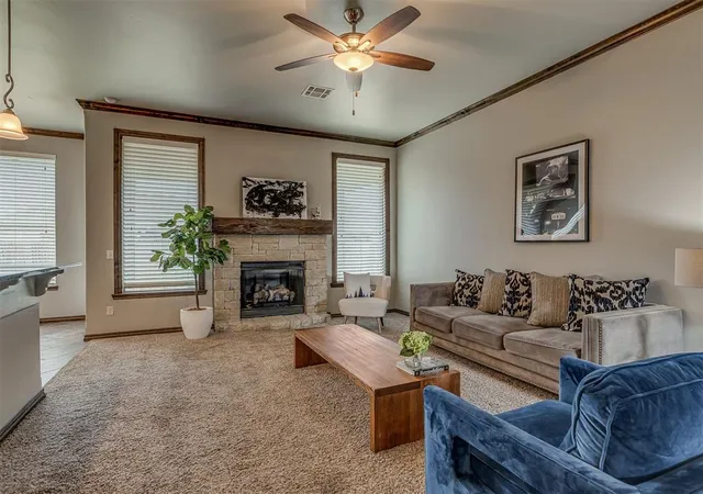 Photo 3 of Single family home for sale at 909 Sw 14th Street, Moore, OK 73160 | MLS# 1250637 | Listing updated on 2026-10-08