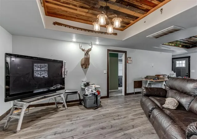 Photo 3 of Sale Pending at 104895 S 3310 Road, Harrah, OK 73045 | MLS# 1250640 | Listing updated on 2026-10-09