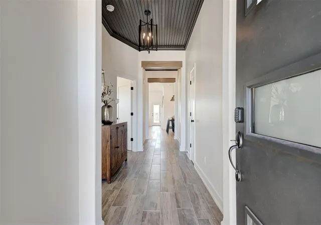 Photo 3 of Single family home for sale at 4925 Vinca Ln, Edmond, OK 73034 | MLS# 1250644 | Listing updated on 2026-09-24