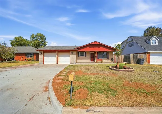 Photo 1 of Single family home for sale at 313 Nw 63rd Street, Lawton, OK 73505 | MLS# 1250646 | Listing updated on 2026-09-25