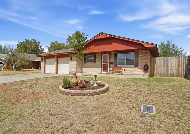 Photo 3 of Single family home for sale at 313 Nw 63rd Street, Lawton, OK 73505 | MLS# 1250646 | Listing updated on 2026-09-25