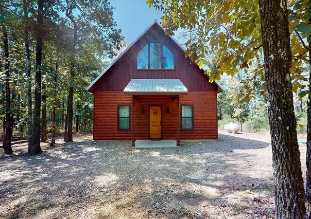 Single family home for sale at 146 Paradise Ln, Broken Bow, OK 74728 | MLS# 1250648