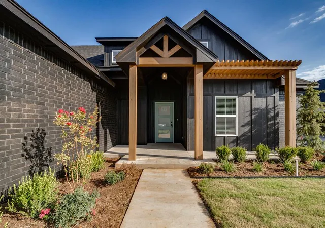 Photo 1 of Single family home for sale at 11615 Nw 106th Street, Yukon, OK 73099 | MLS# 1250649 | Listing updated on 2026-09-24
