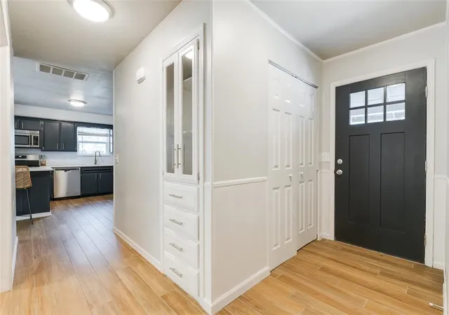 Photo 3 of Single family home for sale at 2506 Nw 45th Street, Oklahoma City, OK 73112 | MLS# 1250652 | Listing updated on 2026-09-25