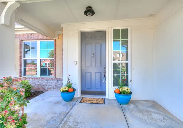 Photo 3 of Sale Pending at 18513 Alberto Pl, Edmond, OK 73012 | MLS# 1250654 | Listing updated on 2026-10-07
