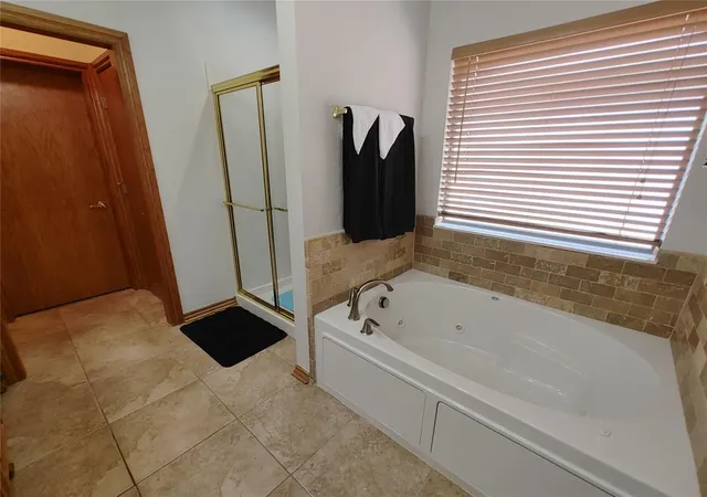 Photo 3 of Single family home for sale at 1516 SW 136th Street, Oklahoma City, OK 73170 | MLS# 1250661 | Listing updated on 2026-10-07
