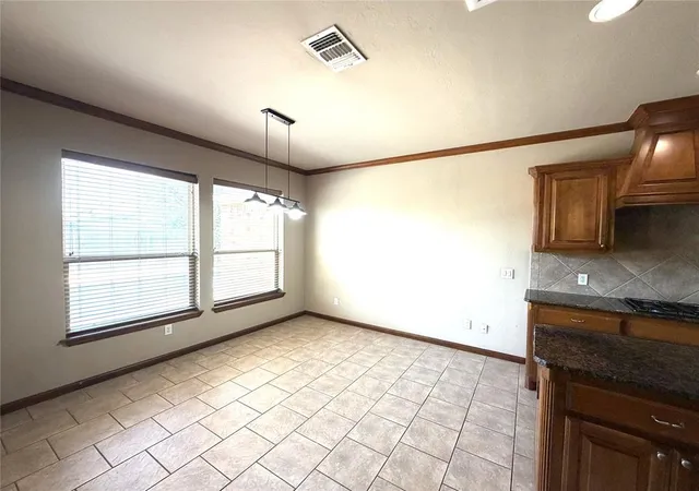 Photo 4 of Single family home for sale at 18309 El Greco Dr, Edmond, OK 73012 | MLS# 1250668 | Listing updated on 2026-10-02