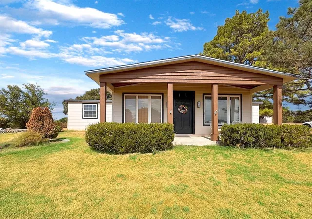 Photo 1 of Sale Pending at 10337 Se 164th Street, Norman, OK 73026 | MLS# 1250692 | Listing updated on 2026-09-26