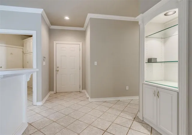Photo 3 of Single family home for sale at 953 Heather Glen Dr, Norman, OK 73072 | MLS# 1250696 | Listing updated on 2026-09-26