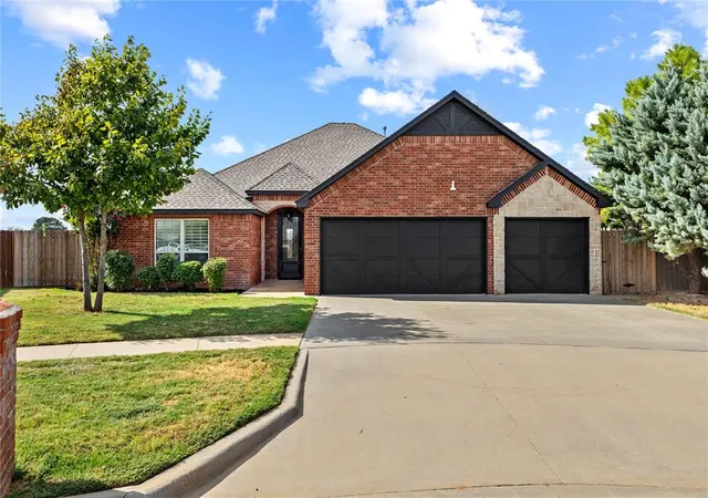 Photo 1 of Single family home for sale at 2425 Pumpkin Ln, Weatherford, OK 73096 | MLS# 1250701 | Listing updated on 2026-09-29