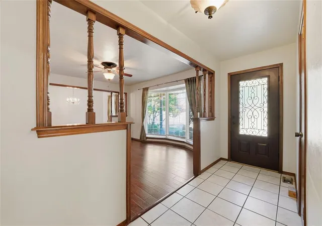 Photo 3 of Single family home for sale at 3401 S Choctaw Dr, Edmond, OK 73013 | MLS# 1250705 | Listing updated on 2026-10-09