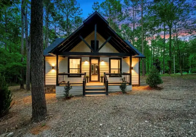 Single family home for sale at 12 Twisted Crk Trl, Broken Bow, OK 74728 | MLS# 1250712