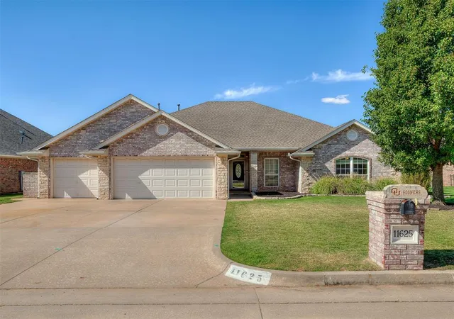 Photo 1 of Single family home for sale at 11625 Hackney Ln, Yukon, OK 73099 | MLS# 1250732 | Listing updated on 2026-09-25