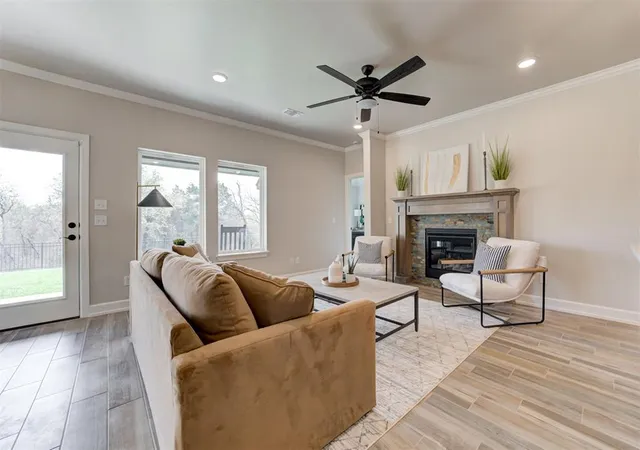Photo 4 of Single family home for sale at 4933 Desert Willow Ln, Edmond, OK 73034 | MLS# 1250736 | Listing updated on 2026-09-30